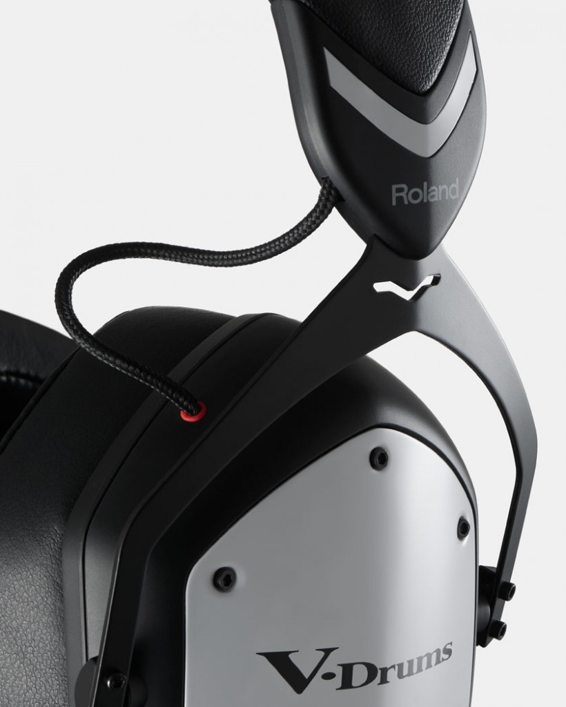 Roland 和 V-MODA 合作推出 VMH-D1 電鼓專用頭戴耳機 Roland 和 V-MODA 合作推出 VMH-D1 電鼓專用頭戴耳機