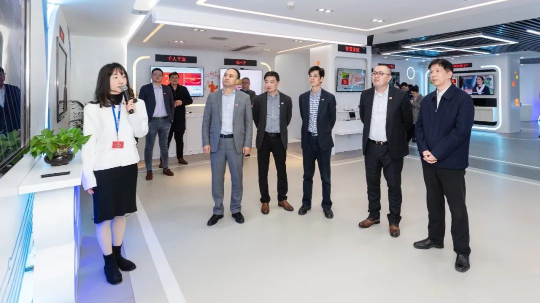 東方有線到訪福建廣電網(wǎng)絡(luò)集團，圍繞廣電5G應(yīng)用服務(wù)等方向展開交流