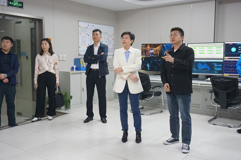 中國(guó)廣電陳薇調(diào)研廣東廣電網(wǎng)絡(luò)，要求加快“全省一網(wǎng)”整合