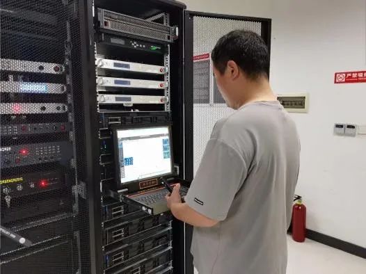 中國廣電重慶公司首次通過全市應(yīng)急廣播系統(tǒng)實(shí)施防空警報試鳴